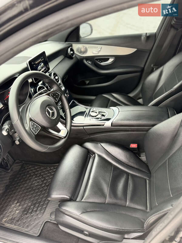 Седан Mercedes-Benz C-Class 2018 в Киеве