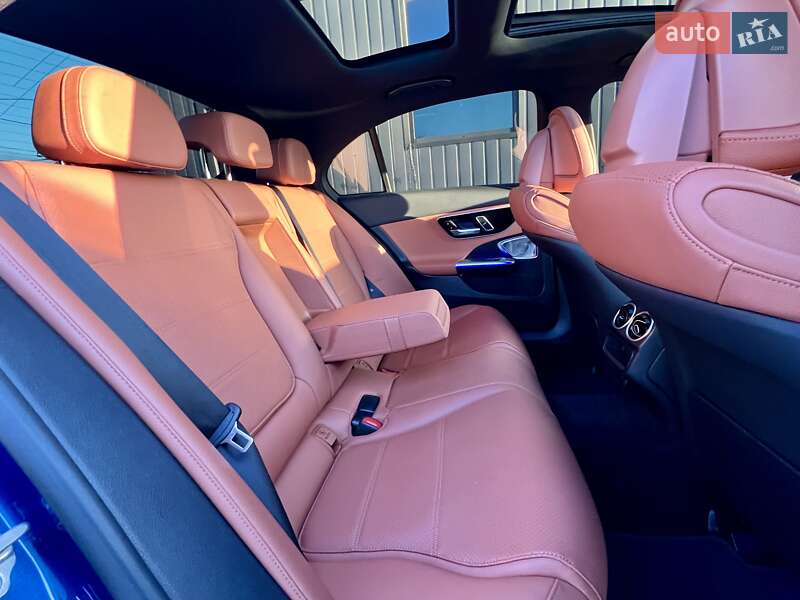 Седан Mercedes-Benz C-Class 2022 в Києві