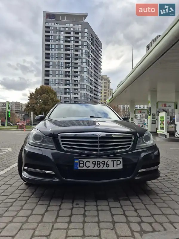 Mercedes-Benz C-Class