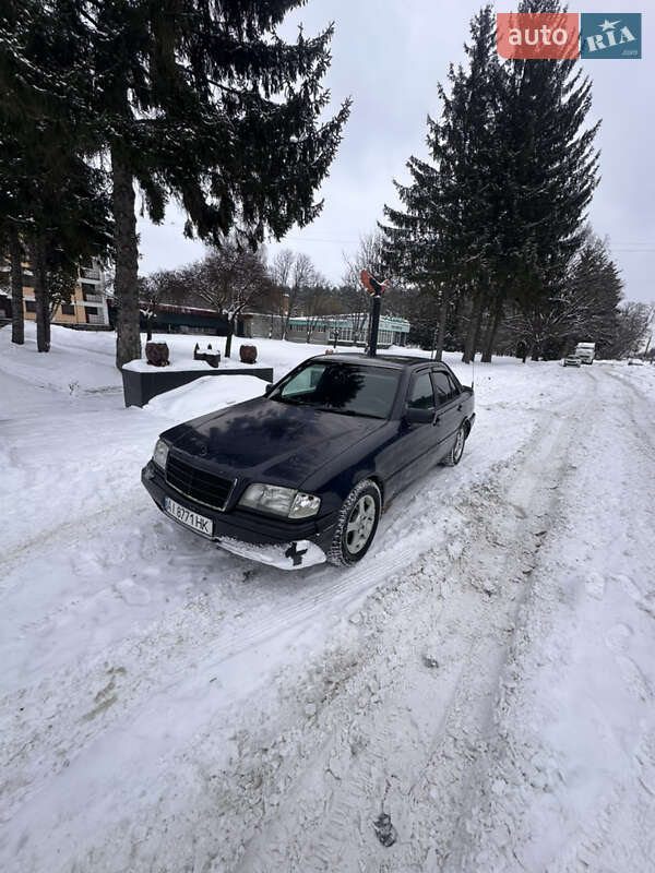 Mercedes-Benz C-Class 1995