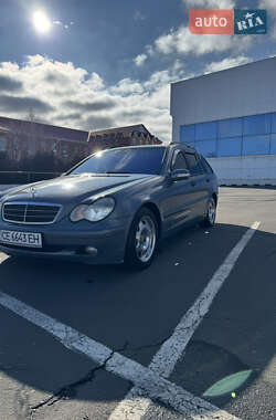 Универсал Mercedes-Benz C-Class 2003 в Гайсине