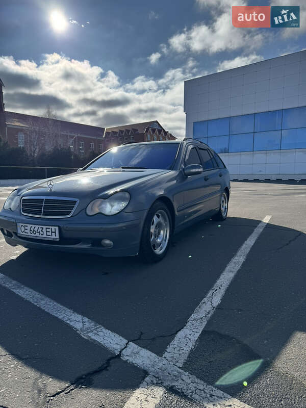 Mercedes-Benz C-Class 2003