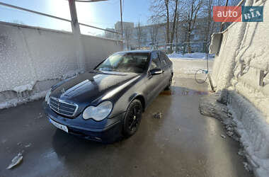 Седан Mercedes-Benz C-Class 2001 в Рівному