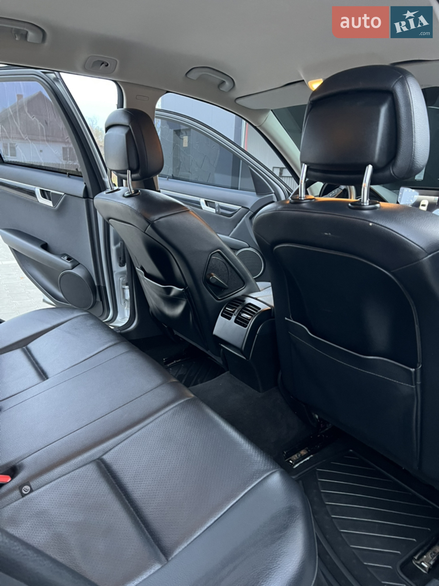 2011 Mercedes-Benz C-klasse - мініатюра 12