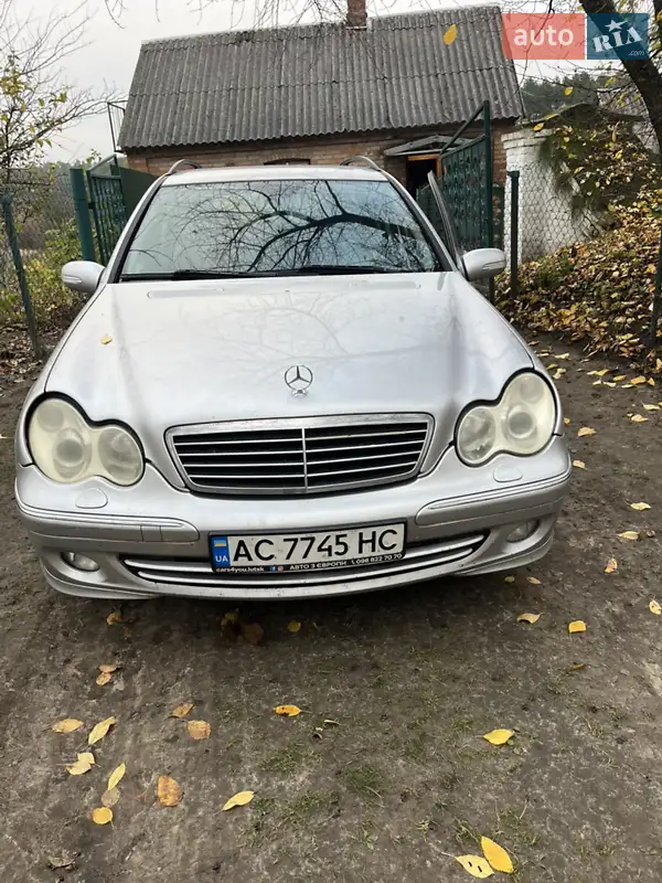 Mercedes-Benz C-Class