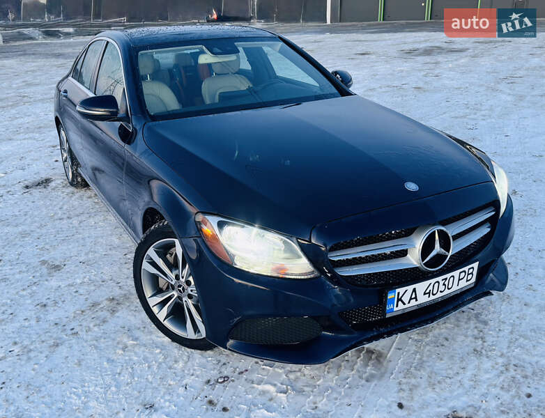 Седан Mercedes-Benz C-Class 2016 в Киеве