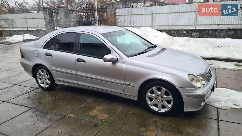 Седан Mercedes-Benz C-Class 2004 в Хмельницком
