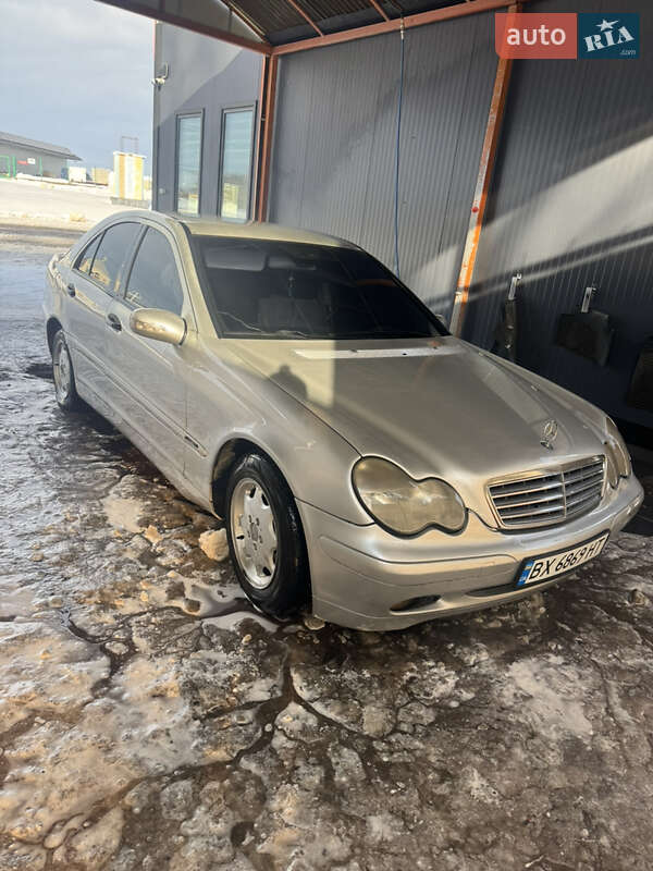 Mercedes-Benz C-Class 2002