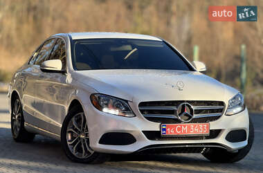 Седан Mercedes-Benz C-Class 2015 в Львові