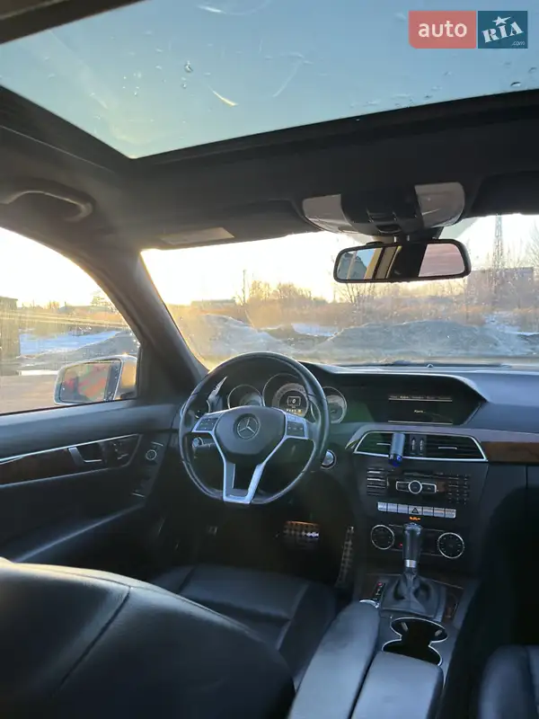 Mercedes-Benz C-Class 2013 VIN WDDGF8BB2CR198239 фото оголошення 23 з 66