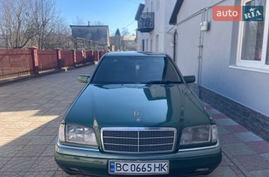 Седан Mercedes-Benz C-Class 1995 в Самборі