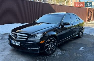 Седан Mercedes-Benz C-Class 2012 в Києві