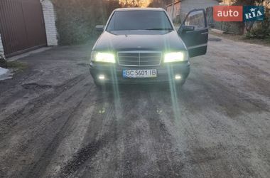 Седан Mercedes-Benz C-Class 1995 в Львове