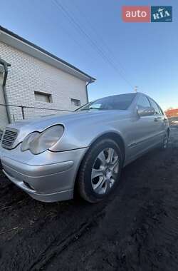 Седан Mercedes-Benz C-Class 2001 в Житомире