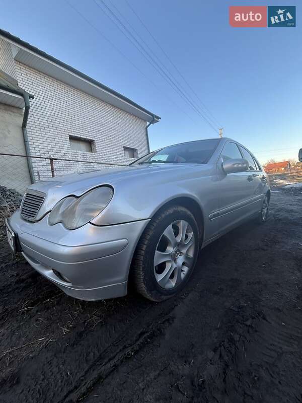 Mercedes-Benz C-Class 2001