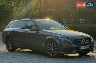 Универсал Mercedes-Benz C-Class 2018 в Киеве
