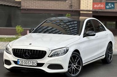 Седан Mercedes-Benz C-Class 2017 в Чернівцях