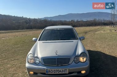 Седан Mercedes-Benz C-Class 2001 в Перечине