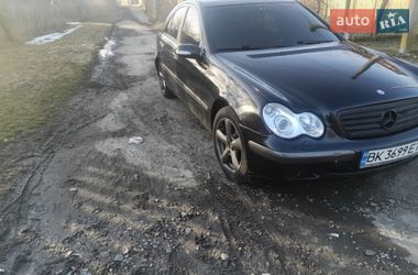 Седан Mercedes-Benz C-Class 2001 в Ровно