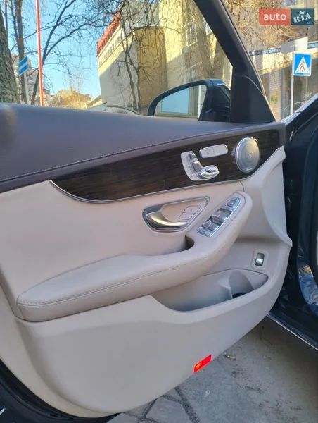Mercedes-Benz C-Class 2016 VIN 55SWF4KB3GU160169 фото оголошення 4 з 43