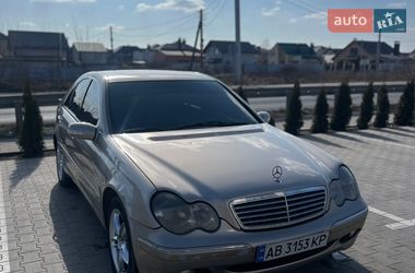 Седан Mercedes-Benz C-Class 2002 в Виннице