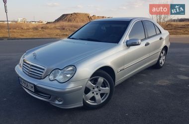 Седан Mercedes-Benz C-Class 2004 в Виннице