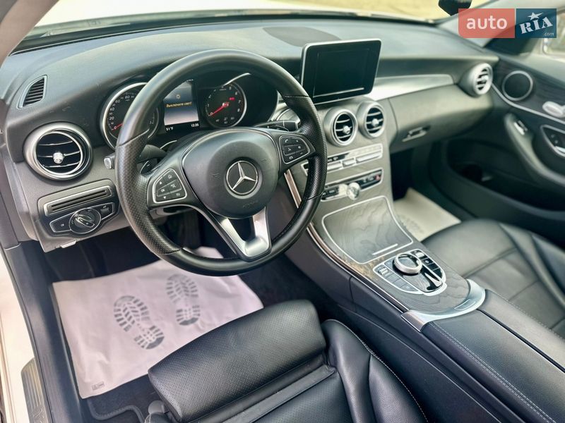 Седан Mercedes-Benz C-Class 2017 в Стрию