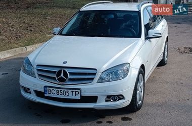 Универсал Mercedes-Benz C-Class 2010 в Золочеве