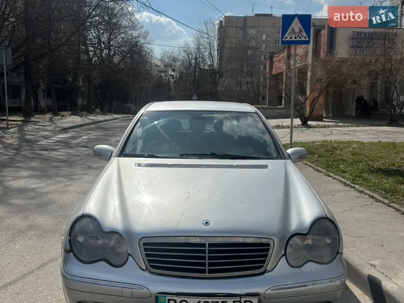 Mercedes-Benz C-Class 2001