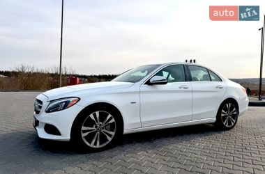 Седан Mercedes-Benz C-Class 2017 в Киеве
