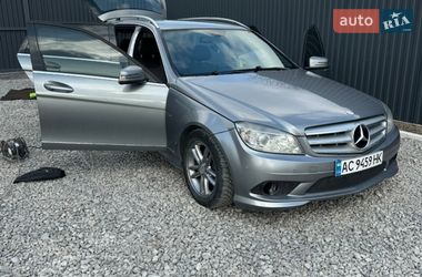 Универсал Mercedes-Benz C-Class 2011 в Львове