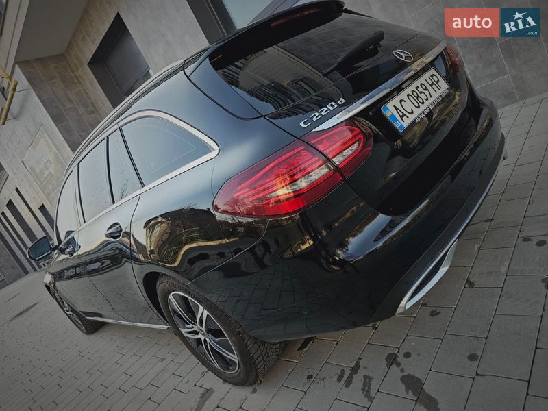Универсал Mercedes-Benz C-Class 2019 в Львове