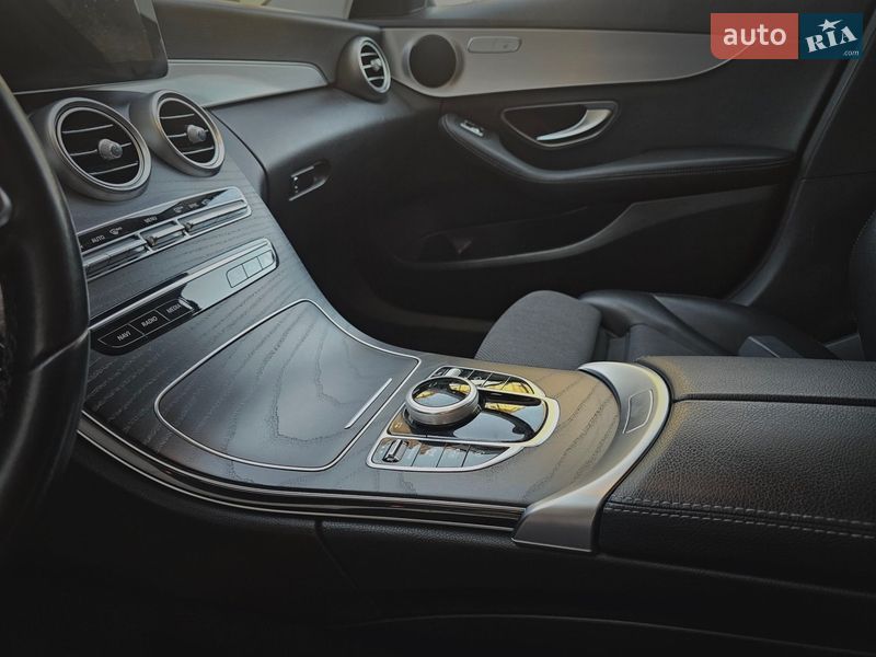 Универсал Mercedes-Benz C-Class 2019 в Львове