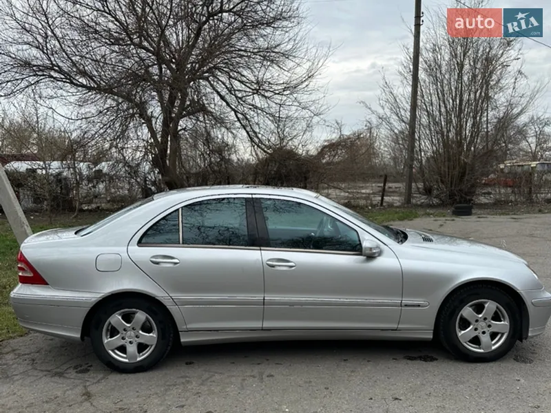 Mercedes-Benz C-Class 2003 VIN WDB2030421A534798 фото оголошення 6 з 56