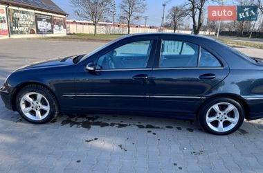 Седан Mercedes-Benz C-Class 2004 в Ізмаїлі