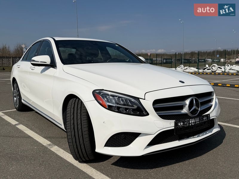 Mercedes-Benz C-Class 2021