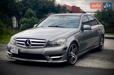 Седан Mercedes-Benz C-Class 2011 в Луцьку