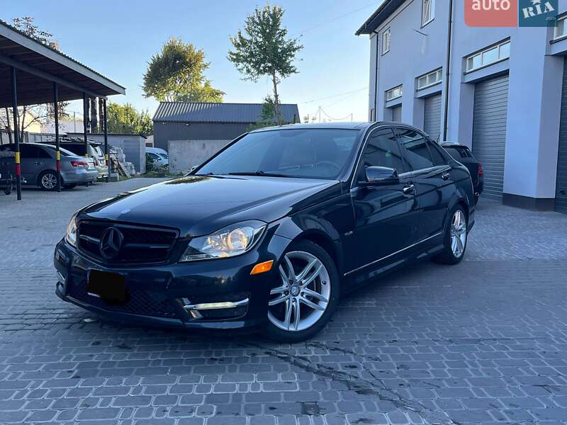 Mercedes-Benz C-Class 2012