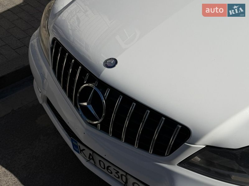 Седан Mercedes-Benz C-Class 2013 в Киеве