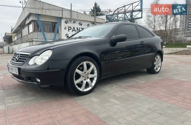 Купе Mercedes-Benz C-Class 2001 в Запоріжжі