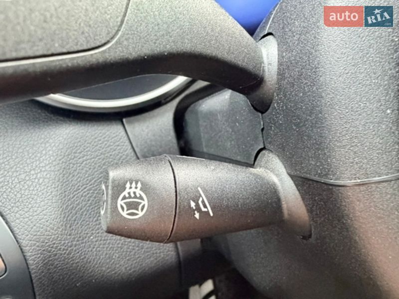 Седан Mercedes-Benz C-Class 2019 в Киеве