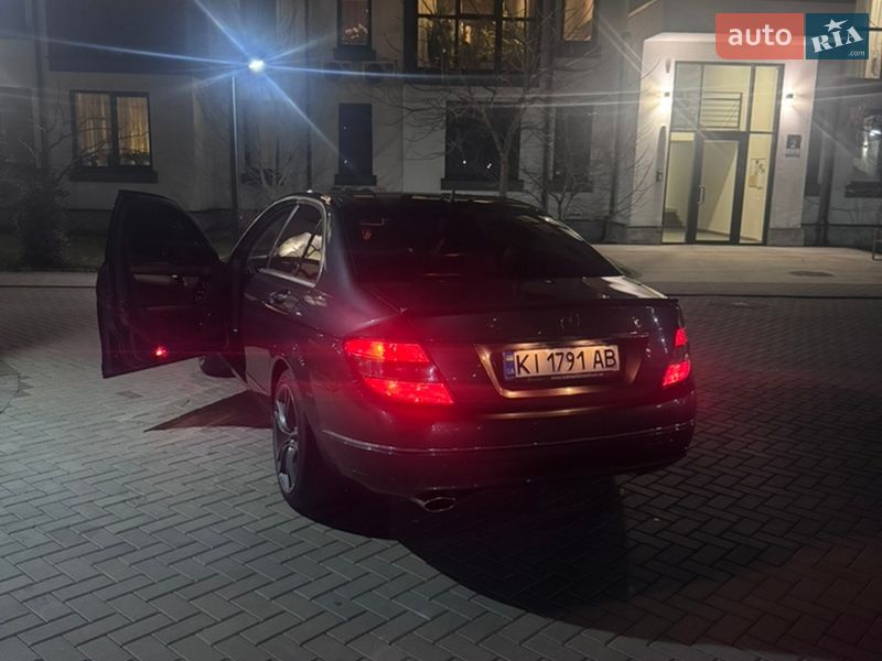 Седан Mercedes-Benz C-Class 2008 в Киеве
