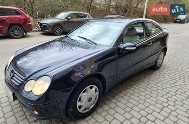 Купе Mercedes-Benz C-Class 2002 в Вінниці