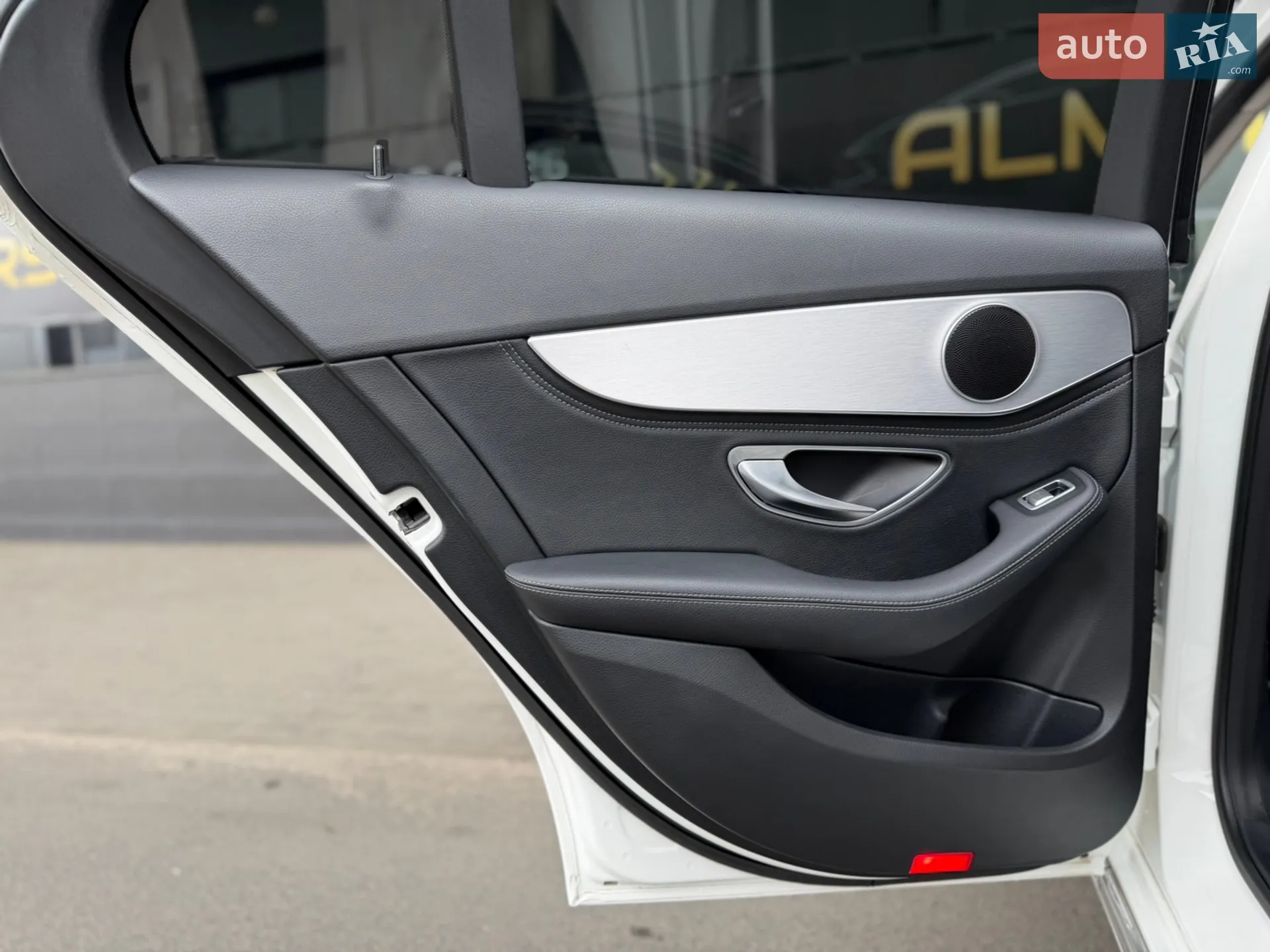 2014 Mercedes-Benz C-klasse - мініатюра 50