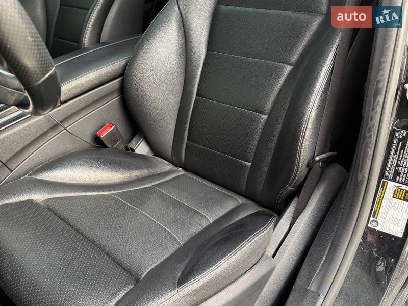 Седан Mercedes-Benz C-Class 2015 в Черновцах