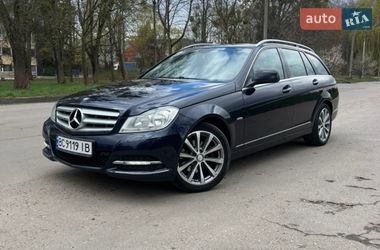 Універсал Mercedes-Benz C-Class 2009 в Львові