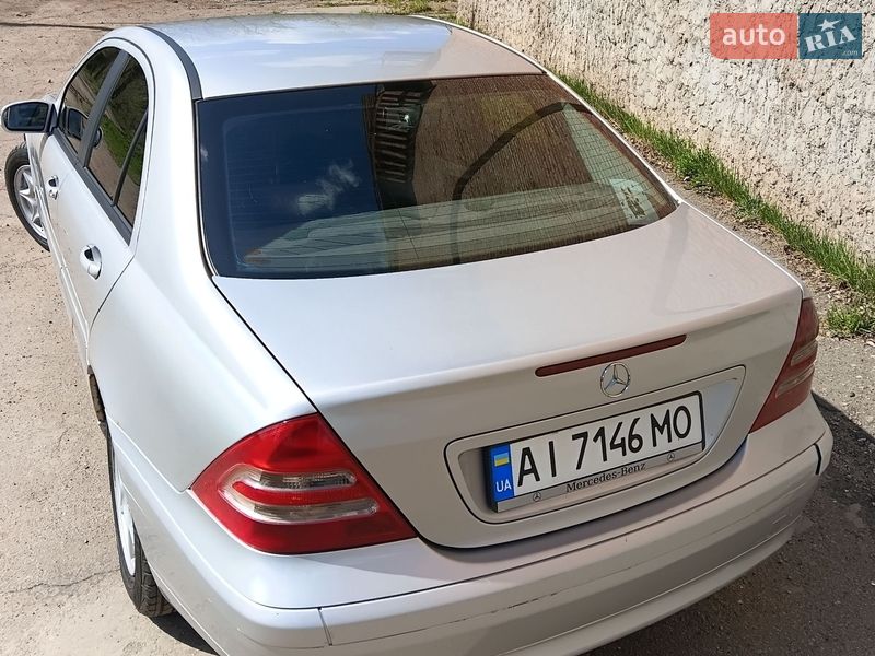 Седан Mercedes-Benz C-Class 2002 в Кривом Роге