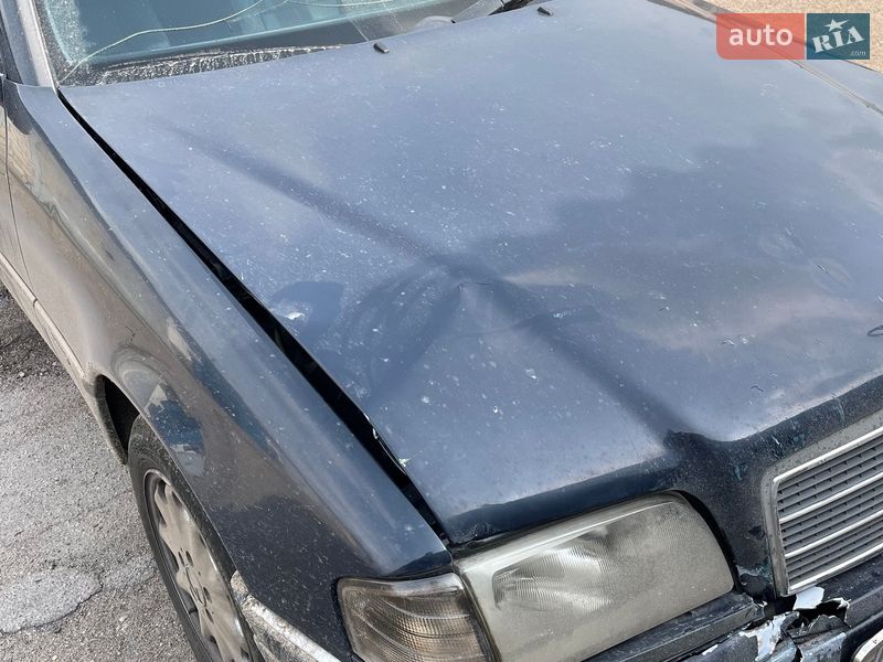 Седан Mercedes-Benz C-Class 1994 в Херсоне