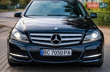 Седан Mercedes-Benz C-Class 2012 в Львове