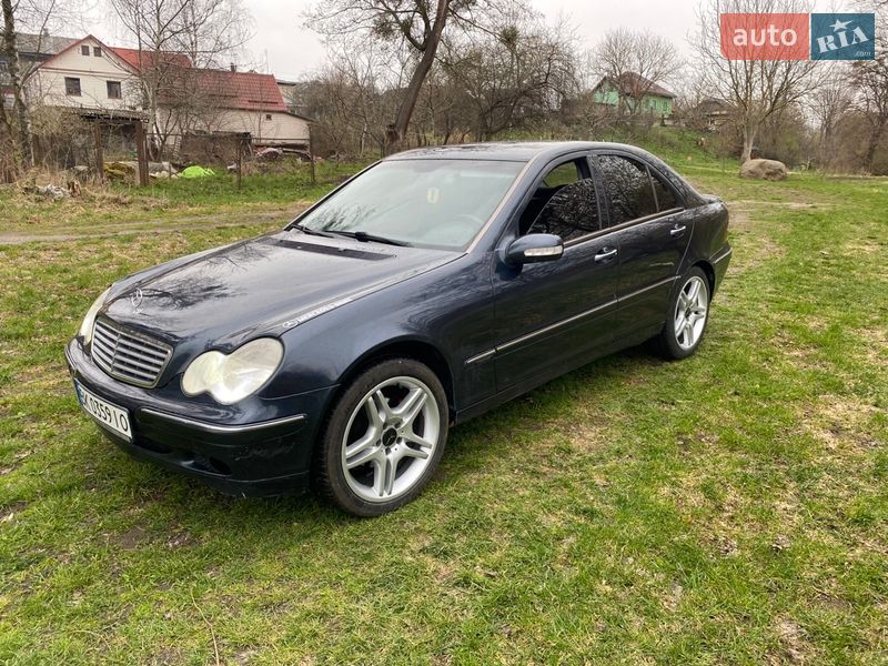 Mercedes-Benz C-Class 2001
